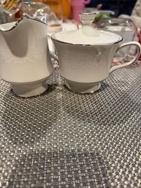 Sugar n creamer